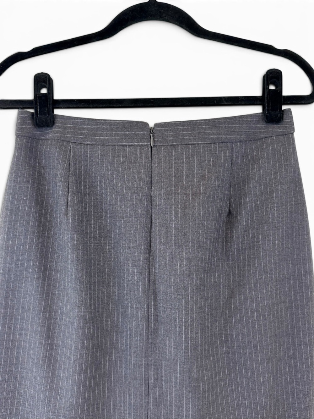 J.Crew No. 2 Pencil Skirt – Women’s Size 4 | Gray Pinstripe | 100% Wool - Picture 5 of 9